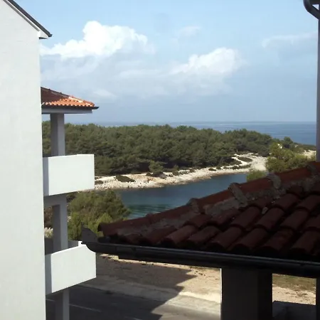 Apartments With A Parking Space Mali Losinj *