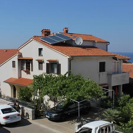 With A Parking Space Lägenhet Mali Lošinj
