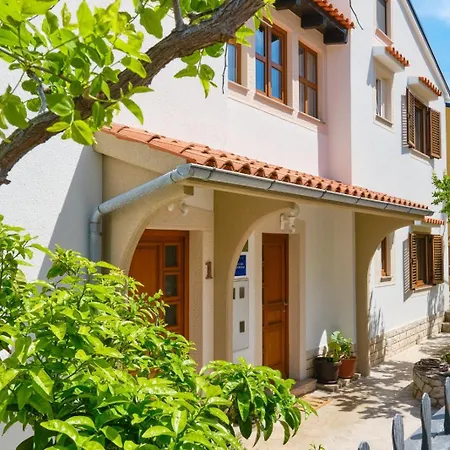 Apartments With A Parking Space Mali Losinj * Mali Losinj