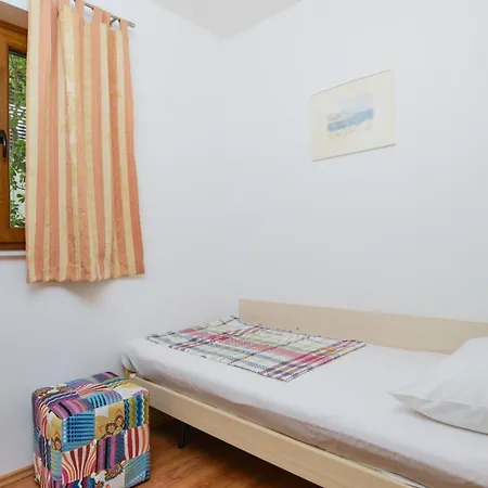 Apartments With A Parking Space Mali Losinj Mali Losinj