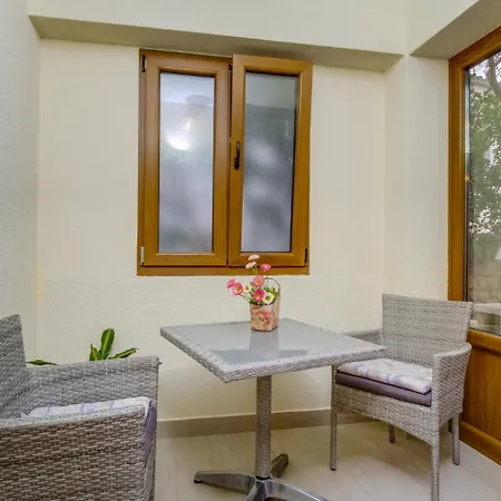 With A Parking Space * Mali Lošinj