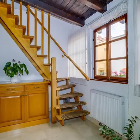 With A Parking Space Appartement *
